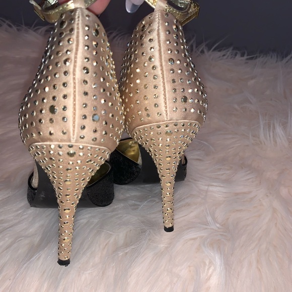 Carlos Santana Gaia Glitter & Glitz Pointy Toe Heels - Picture 8 of 8